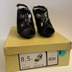 Max Studio Raptor Heels - Black